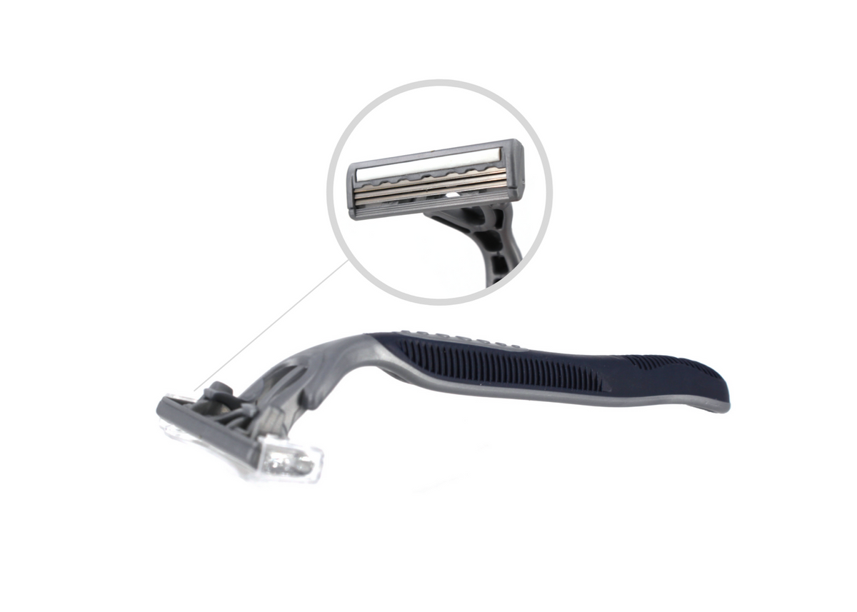 Triple Blade Razors w/ Lubricating Strip & Comfort Grip Handle