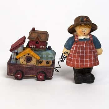 Colonial Kids Figurine