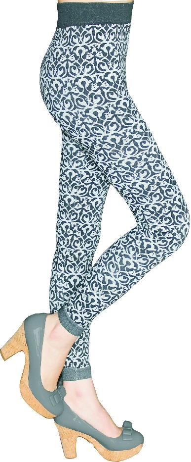 Women's Hacci Knit Fashion LEGGINGS - Black & White Ornate Print